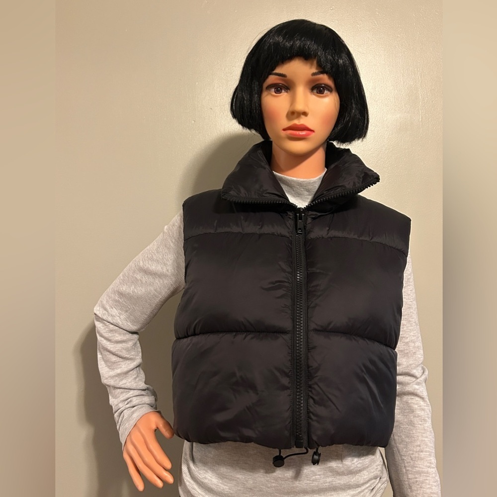 Fuinloth Women's Padded Puffer Vest Zip
Crop-Size M - Picture 3 of 7